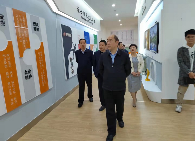 省工业和信息化厅副厅长郝敬红带队<br>赴济源市、沁阳市等地调研“万人助万企”活动