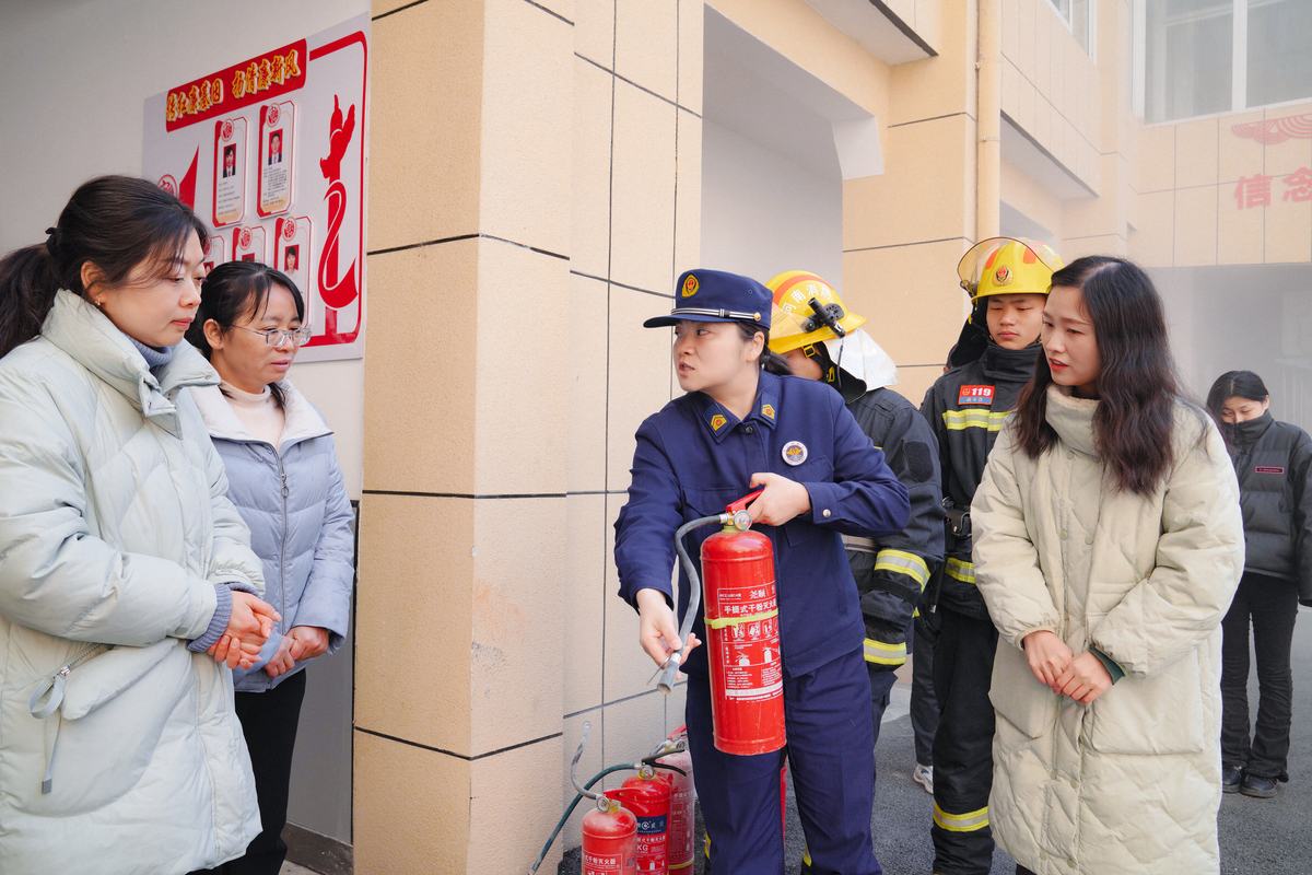 新县审计：消防培训学知识 应急演练熟技能