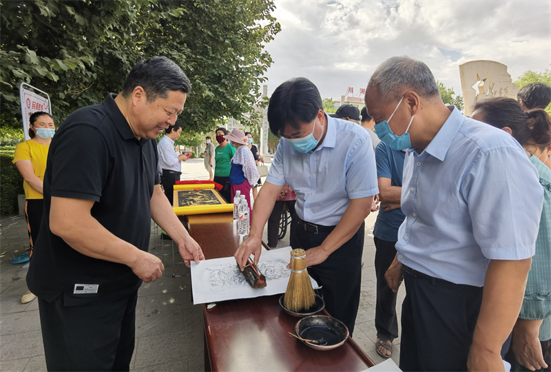 河南省文化和旅游厅举办“喜迎二十大 豫哈情文化行”非遗交流活动