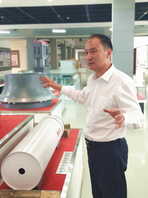 因为一个提案 这位全国政协委员成了“网红”