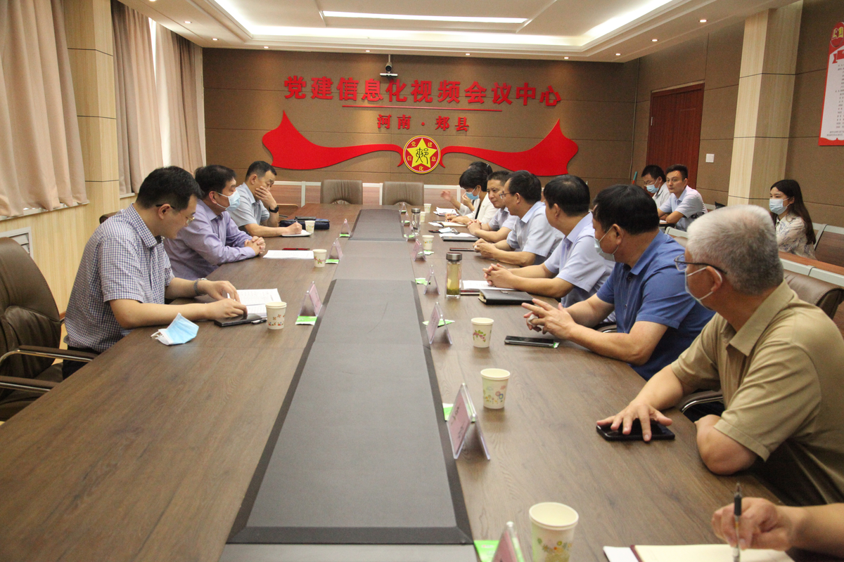 省教育厅二级巡视员董玉民赴平顶山督导学校疫情防控、灾后重建及开学准备工作