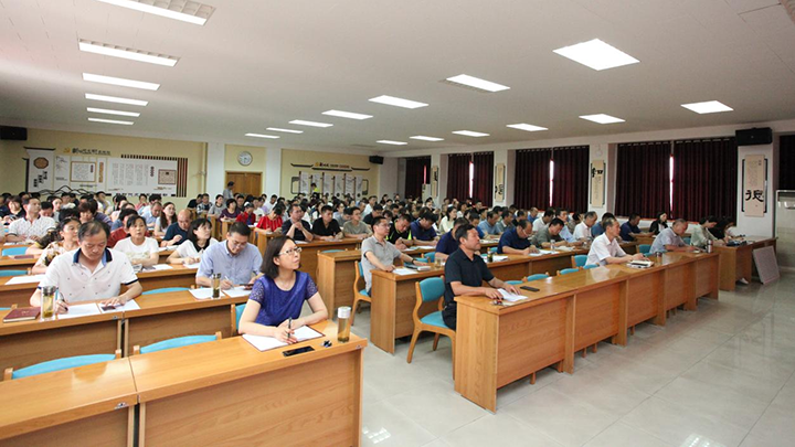 三门峡市农业农村局召开 《乡村振兴促进法》专题学习会