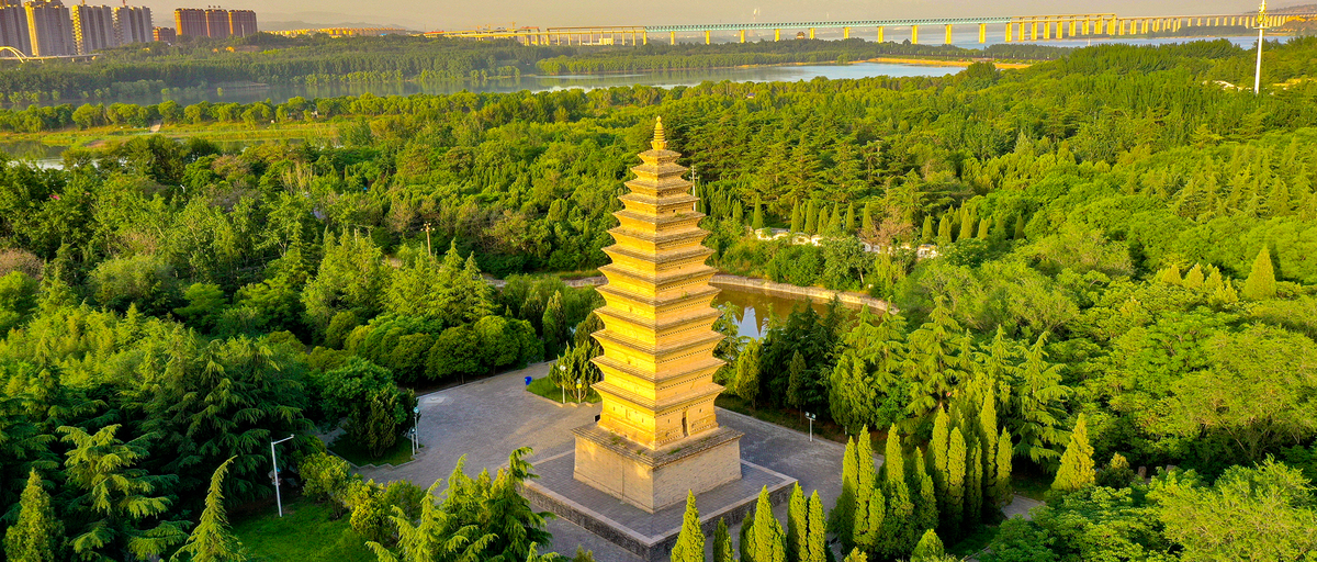 三门峡宝轮寺塔