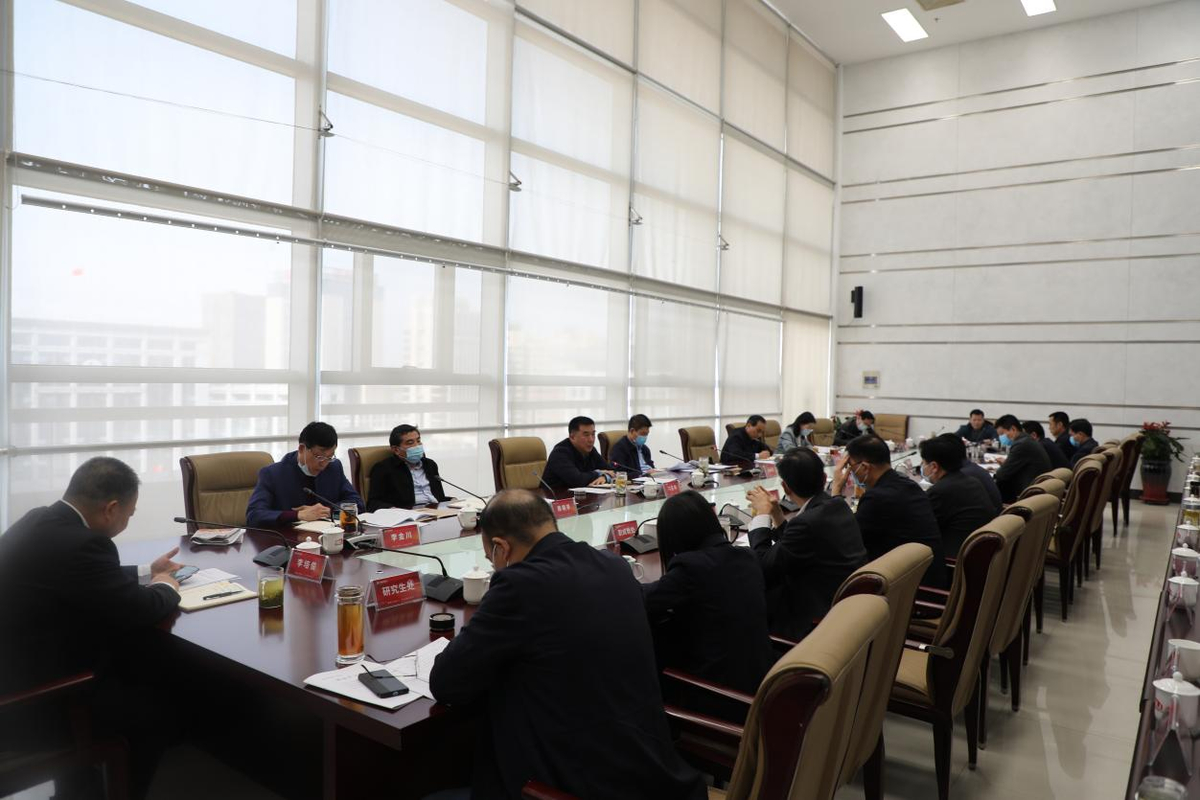 省教育厅党组召开党组（扩大）会暨理论学习中心组学习会 传达学习全国“两会”精神