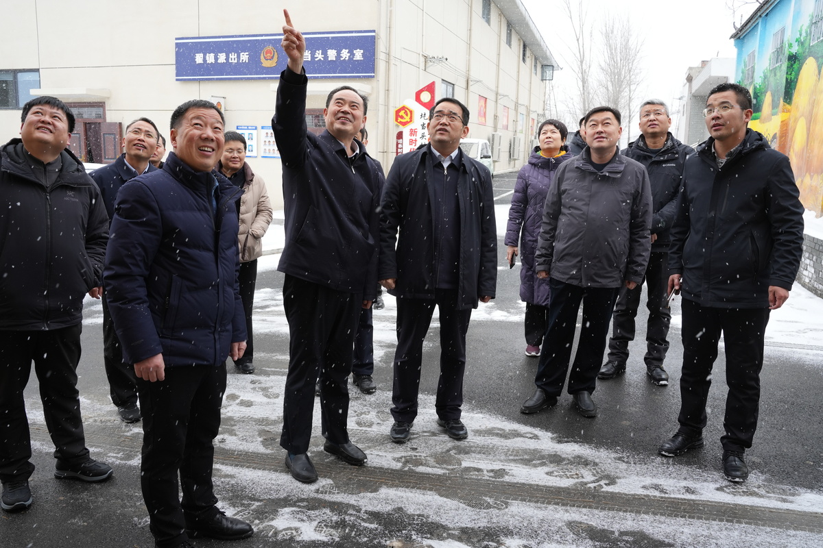 孫巍峰赴洛陽(yáng)調(diào)研鄉(xiāng)村富民產(chǎn)業(yè)發(fā)展、農(nóng)產(chǎn)品穩(wěn)產(chǎn)保供、農(nóng)機(jī)裝備產(chǎn)業(yè)鏈發(fā)展等工作