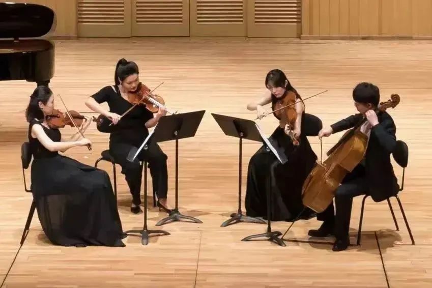 河南艺术中心精彩演出陪您过大年
