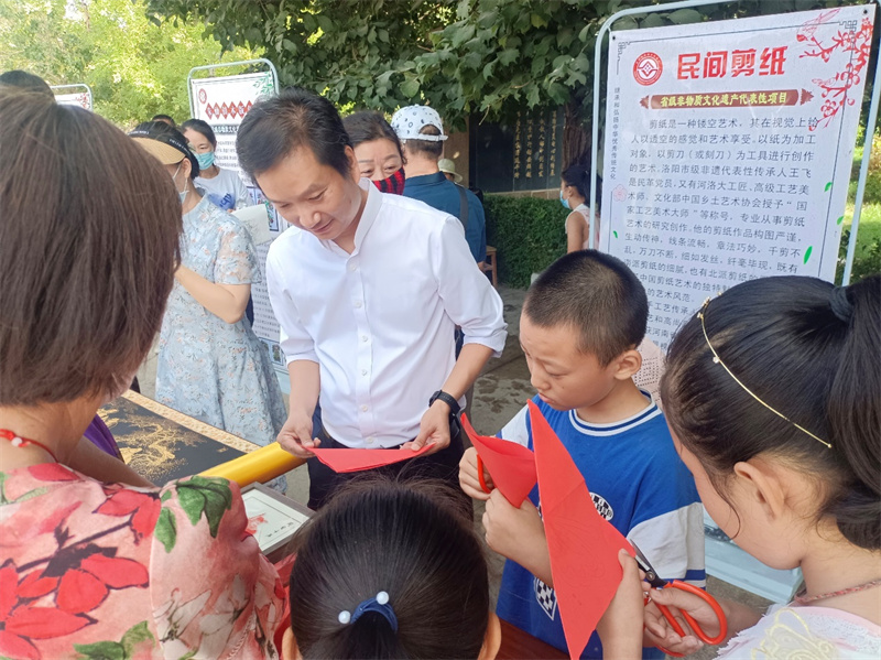 河南省文化和旅游厅举办“喜迎二十大 豫哈情文化行”非遗交流活动