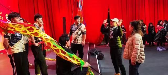 济源优秀节目《鼓韵龙腾》应邀参加2024年全国“村晚”示范展示活动启动仪式