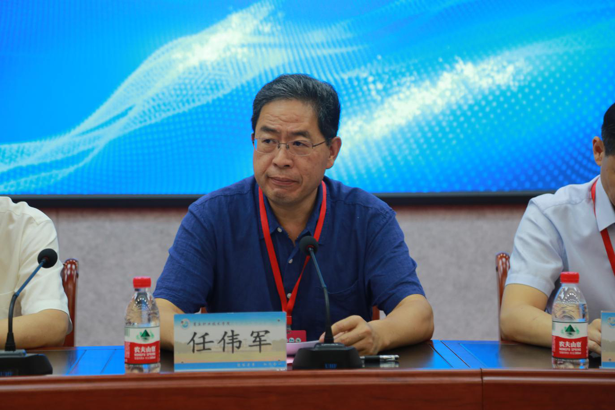 第二届河南省绿色制造应用技术职业技能大赛开幕