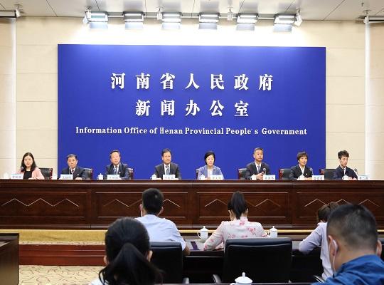 西华县迟营乡孙庄村村民,健康扶贫受益群众代表雷爱菊 上蔡县邵店镇