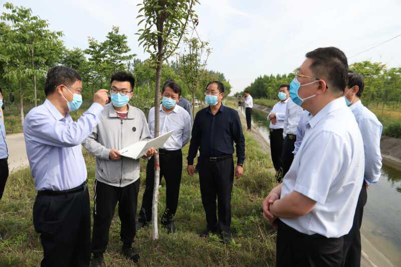 刘琦副主任带队赴邓州调研农业水价综合改革工作
